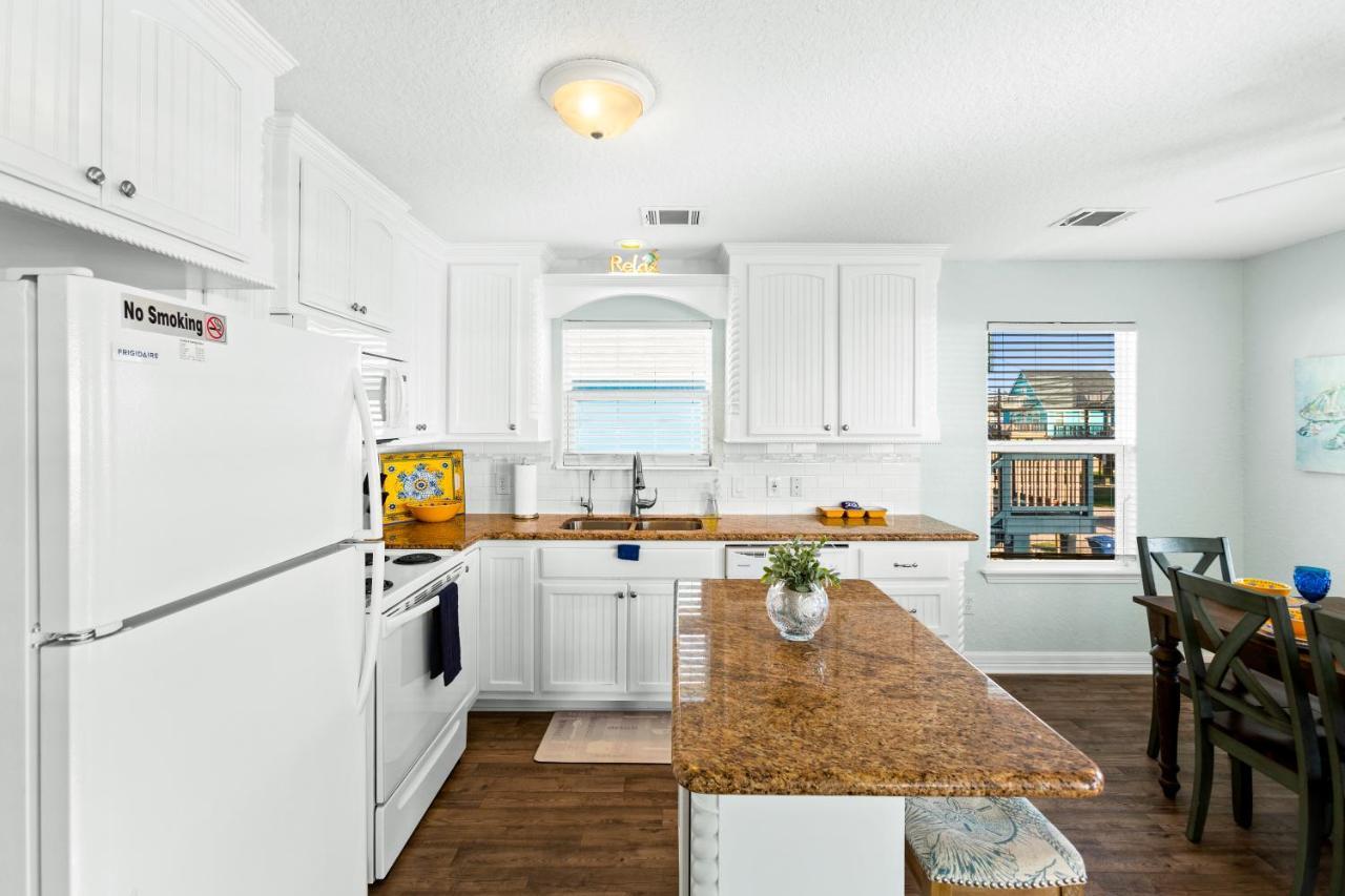 Walk To Beach, Sunset Bay Views, Pet Friendly - Sea Me Relaxin Surfside Beach Εξωτερικό φωτογραφία